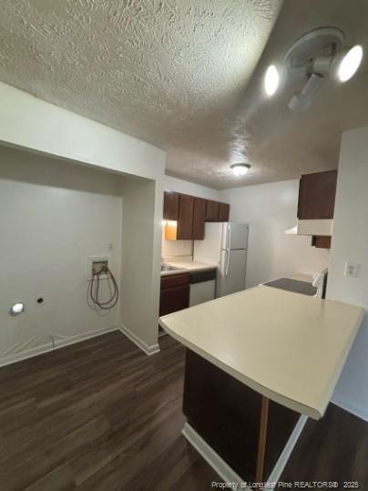 Foto del edificio - 6376 Applecross Ave