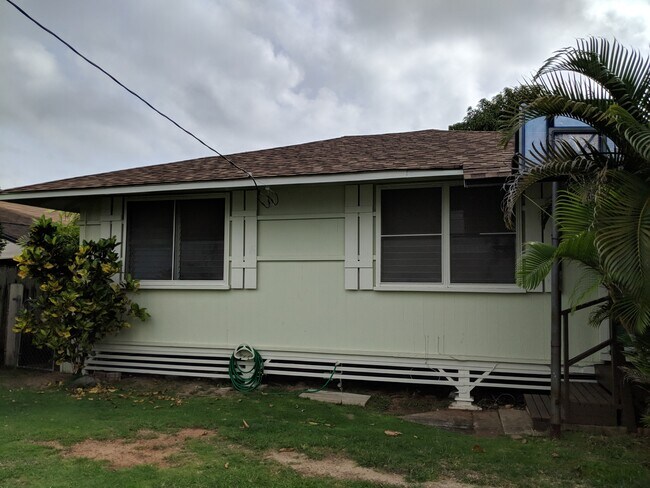 Building Photo - 308 Kihapai St