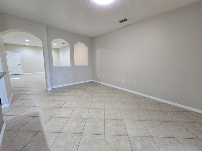 Building Photo - 5490 Soapstone Pl