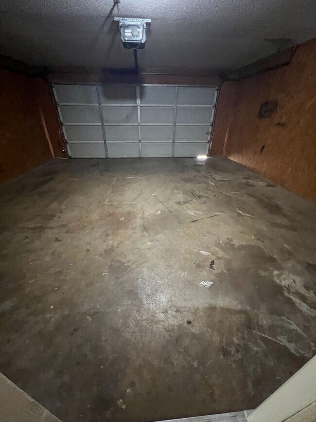 Foto del edificio - 1703 Wilder Ln