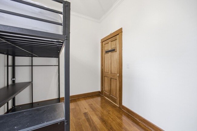 Foto del edificio - 823 McCallie Ave