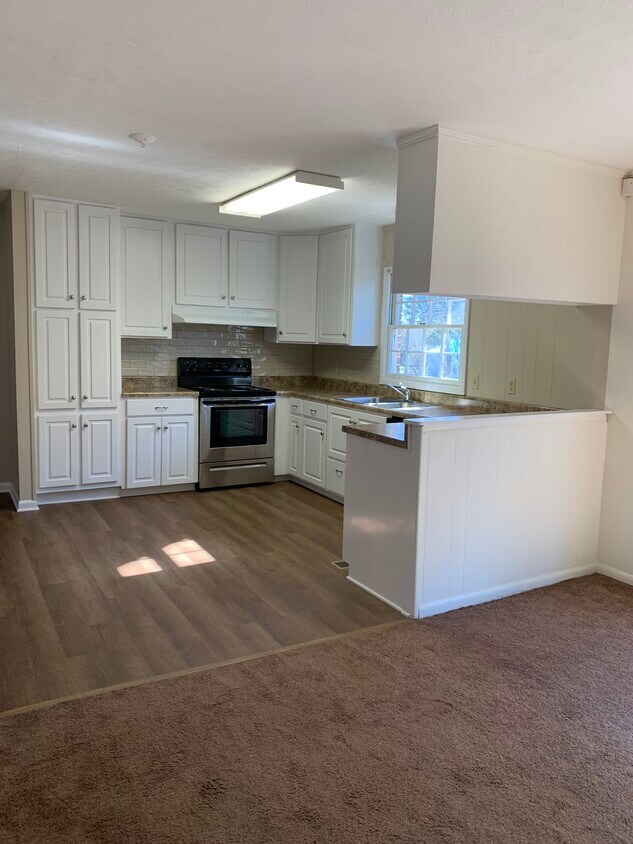 347 Azalea Dr, Eufaula, AL 36027 House Rental in Eufaula, AL