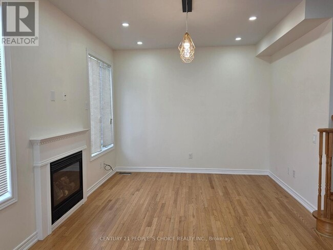 Building Photo - 26 Openbay Gardens