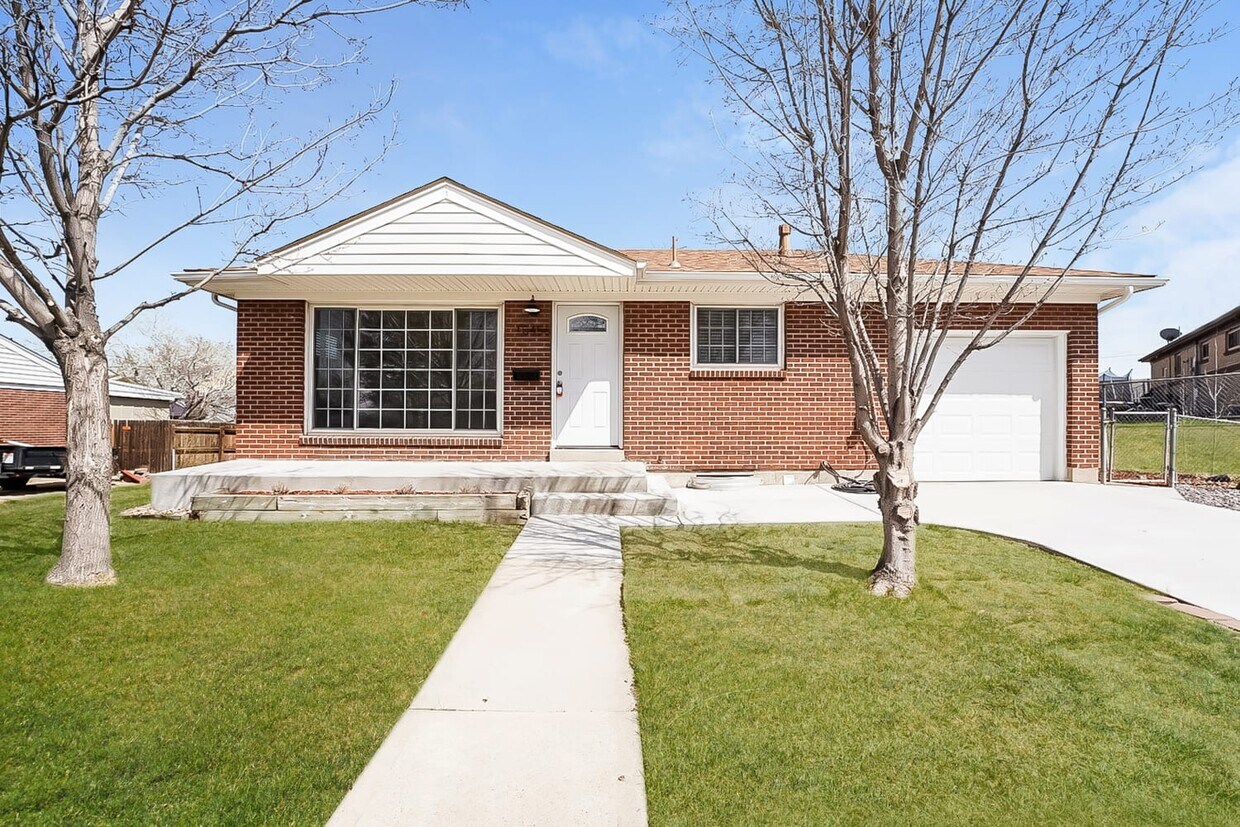 10456 Corona Street House Rental in Northglenn, CO