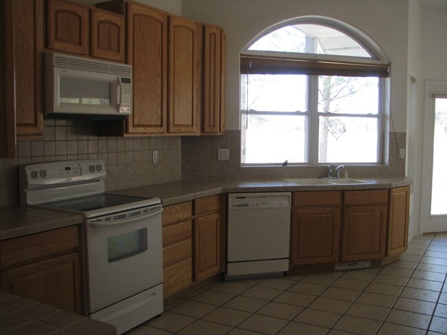 Foto del edificio - House near Lake Forest