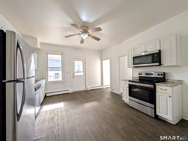 Foto del edificio - 102 Elm St