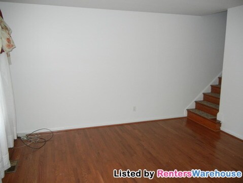 Building Photo - 9090 Moonshine Holw