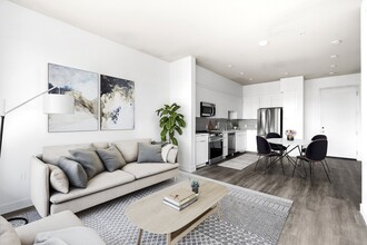 Building Photo - Tenney