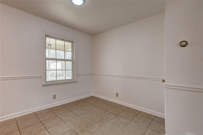 Building Photo - 119 Windermere Cir