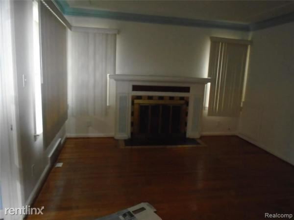Building Photo - 3 br, 1 bath House - 16817 Coyle St