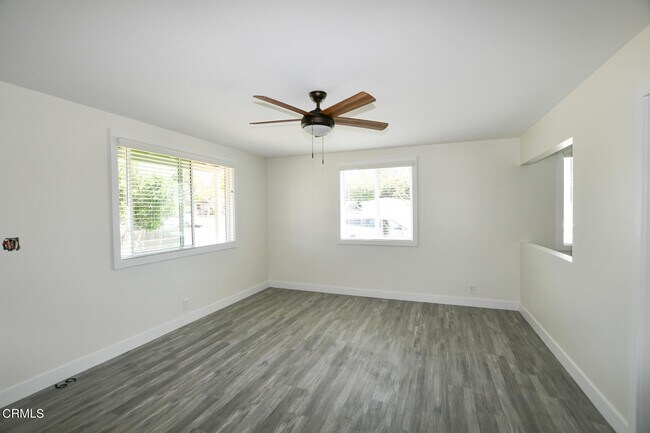 Foto del edificio - 69 Raemere St