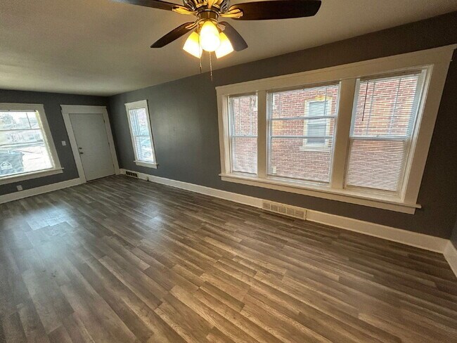 Foto del edificio - 1846 Taylor Ave