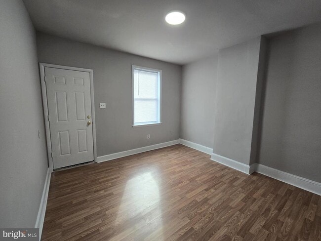 Foto del edificio - 6138 N Lambert St