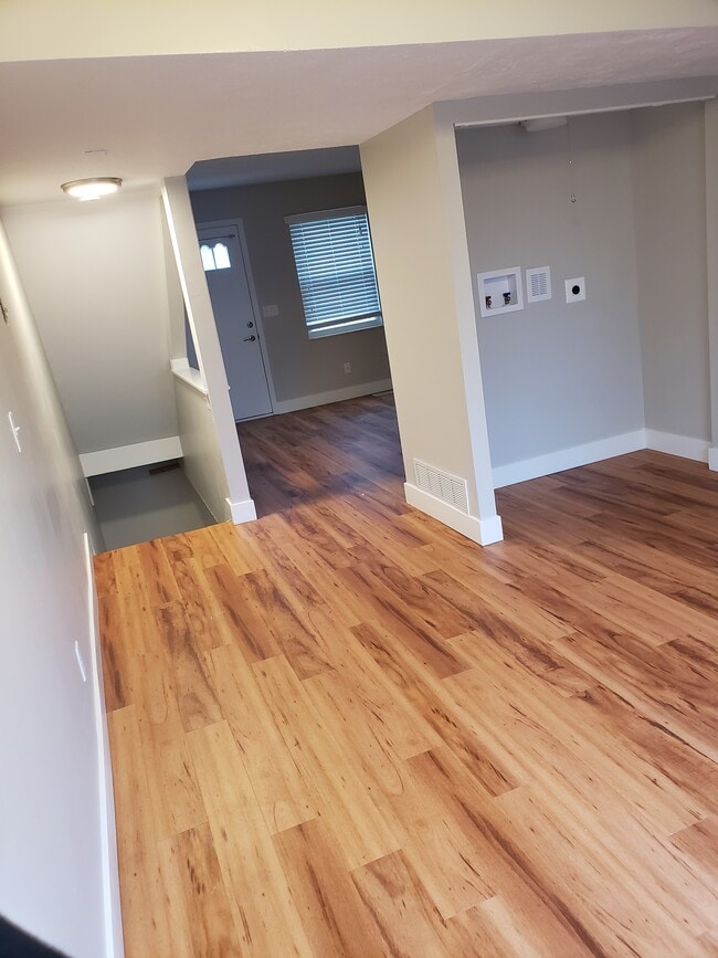 Building Photo - 3415 Amberway Ct
