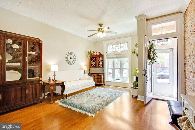 Foto del edificio - 3914 Foster Ave