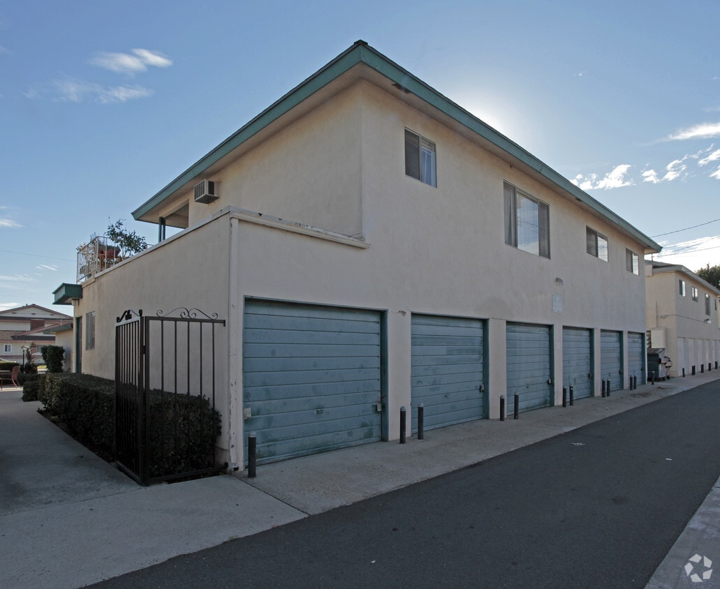 Building Photo - 12541 Camus Ln