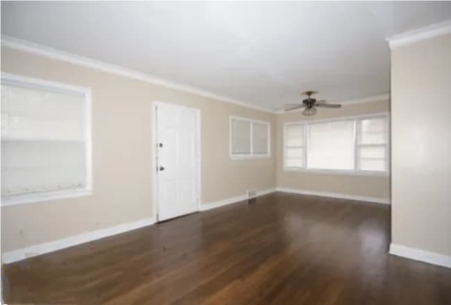 Building Photo - 1068 N McLean Blvd
