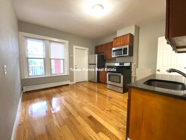 Foto del edificio - 270 Bowdoin St