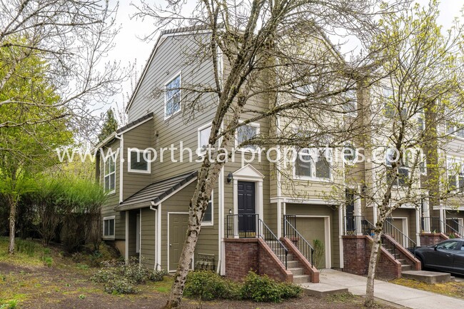 Building Photo - Light and Bright in Forest Heights