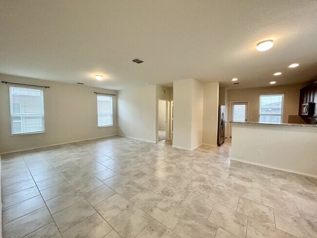 Building Photo - $350 OFF FIRST MONTH'S RENT IF MOVED IN BY...