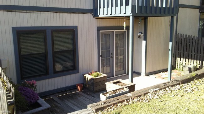 Building Photo - 5233 Nowata Rd