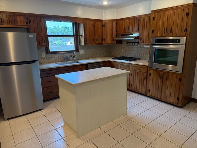 Building Photo - North Wilmington - 4 bedroom, 2.5 bath home in Chalfonte