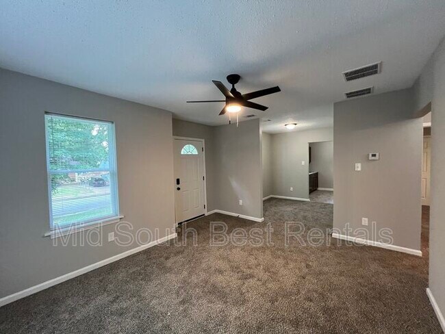 Building Photo - 149 E Frank Ave