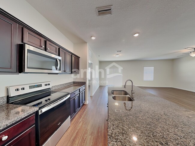 Foto del edificio - 11512 Bryce Canyon Ln