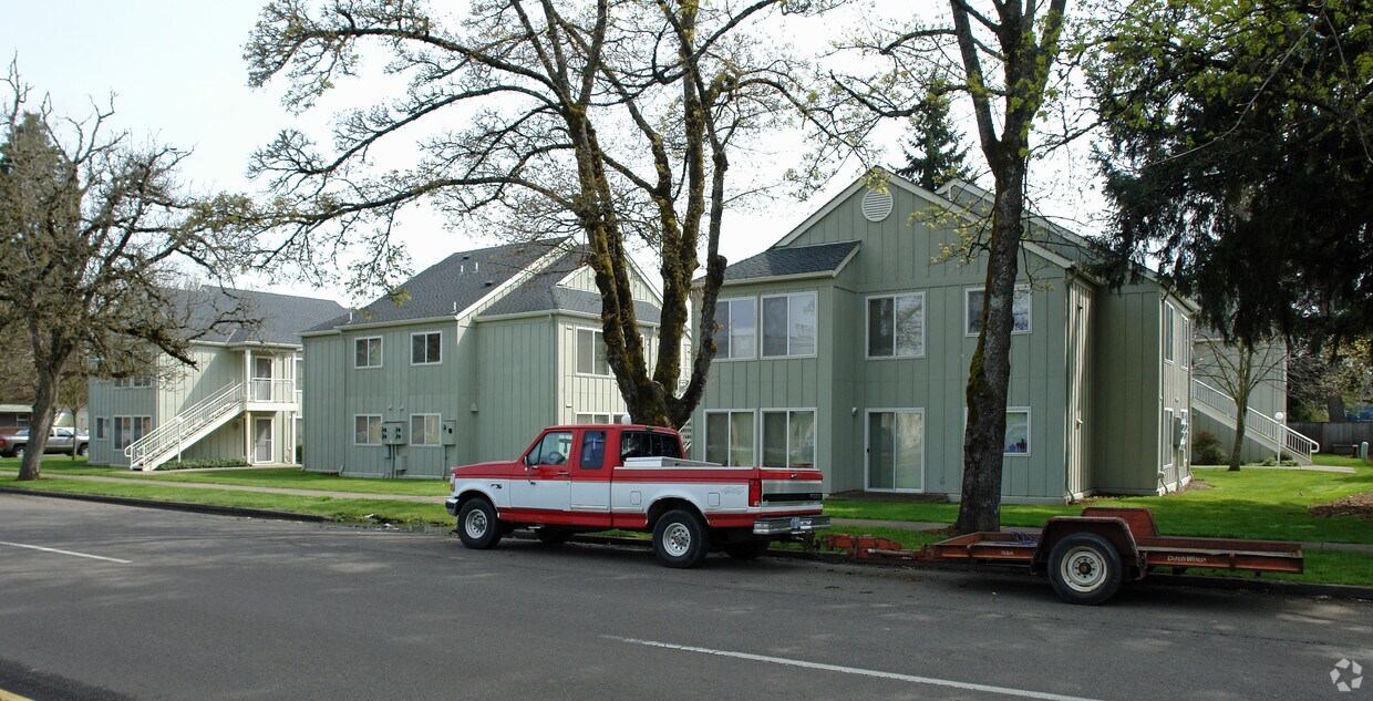 Building Photo - Carolina 100 Apartments