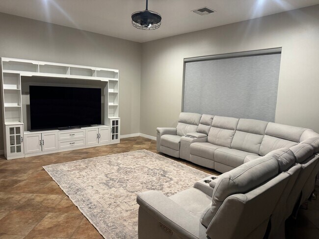Foto del edificio - 10258 E 38th Ln
