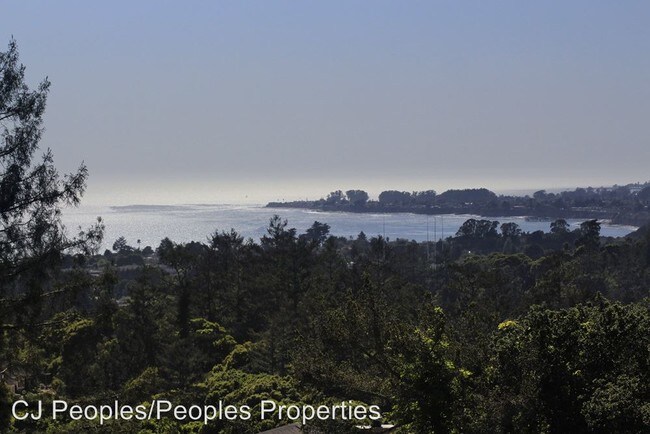 Foto del edificio - 645 Quail Run Rd