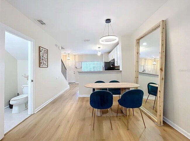 Foto del edificio - 1410 Stockton Dr