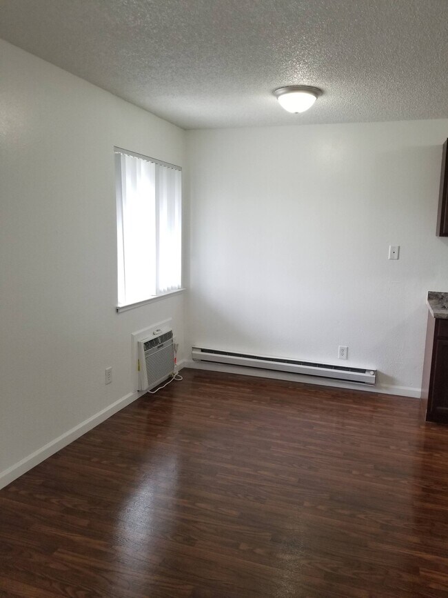 Foto del edificio - 1025 Oak St