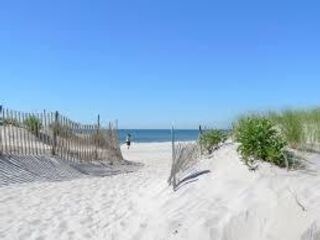 Primary Photo - 123 Beach 123rd St