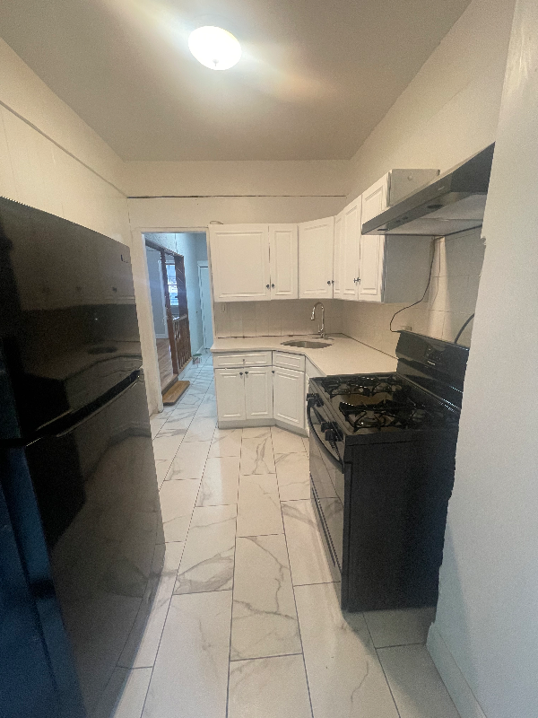 Foto del edificio - 1310 Clay Ave