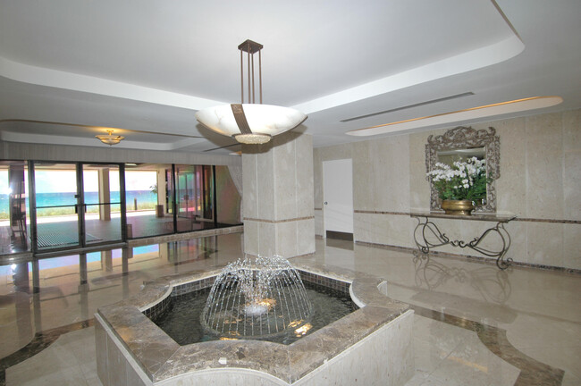 Building Photo - 2727 S Ocean Blvd