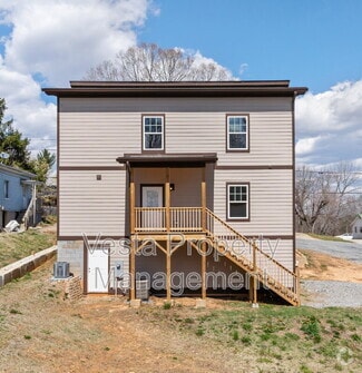 Building Photo - 514 Deaverview Rd