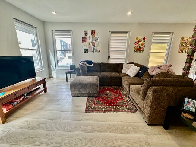 Foto del edificio - 10 Ward St