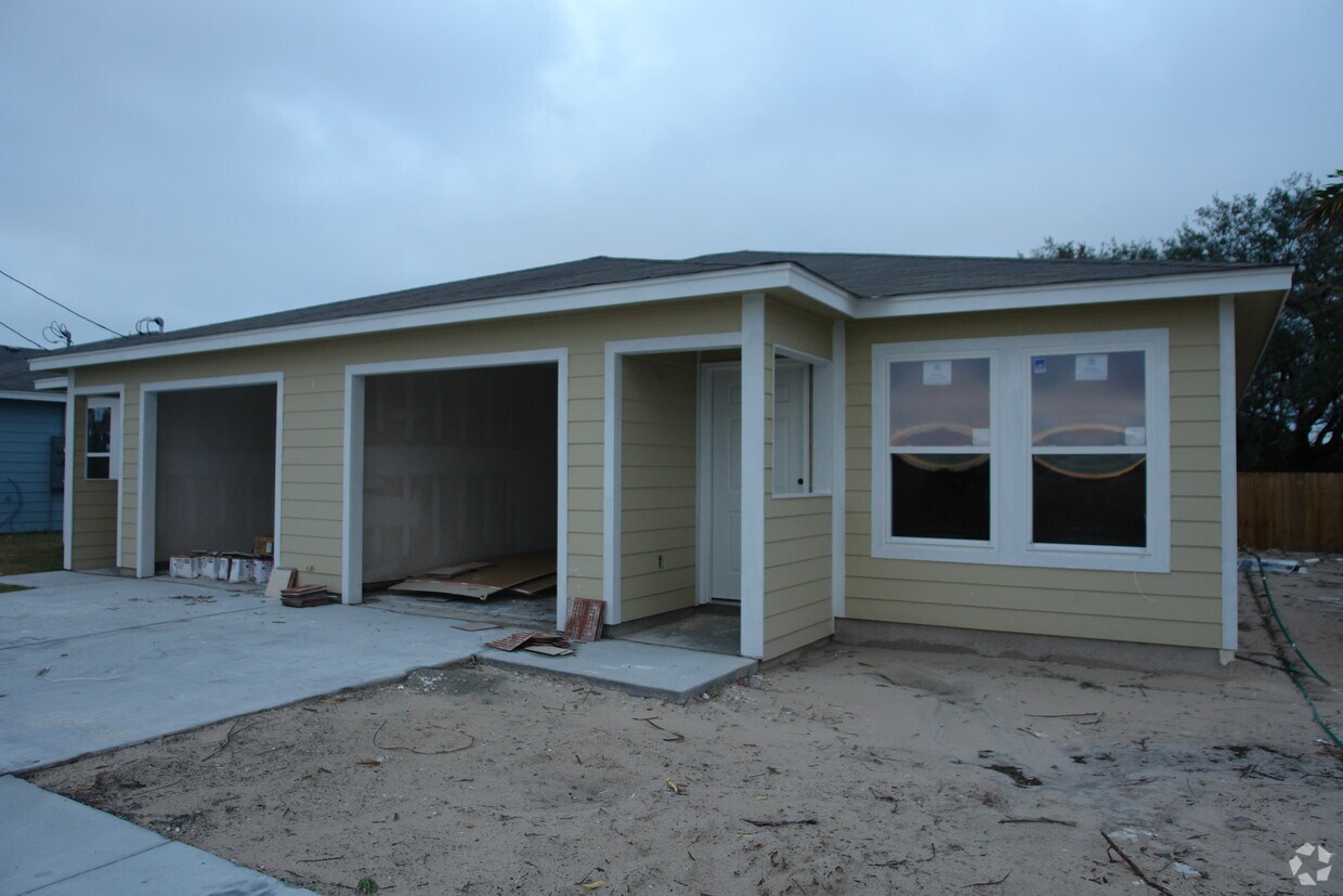 3000 Fm3036, Rockport, TX 78382 Apartments in Rockport, TX