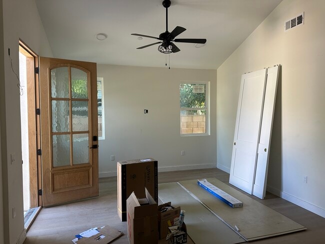 Building Photo - 9617 Monte Vista St