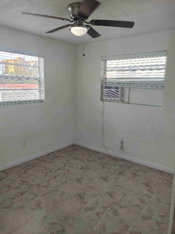Foto del edificio - 126 SW 18th Ave