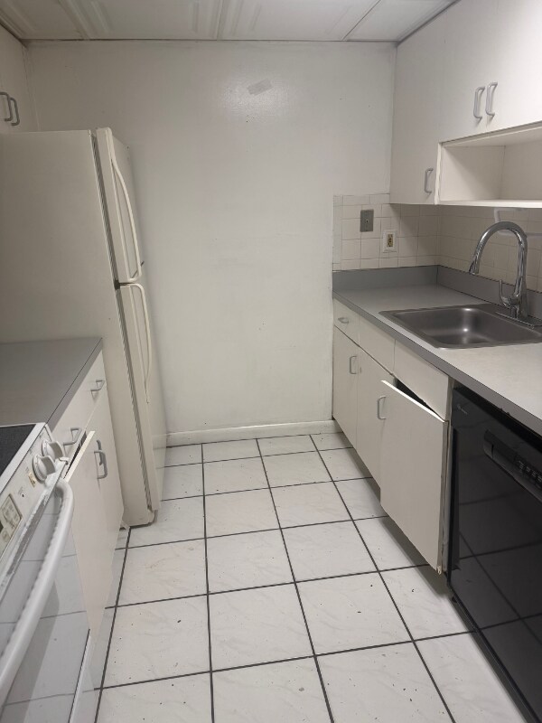 Foto del edificio - 14201 N Kendall Dr