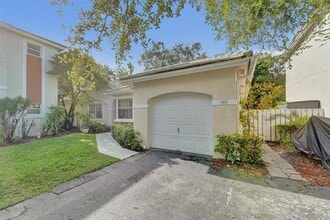 Building Photo - 9836 NW 9th Ct
