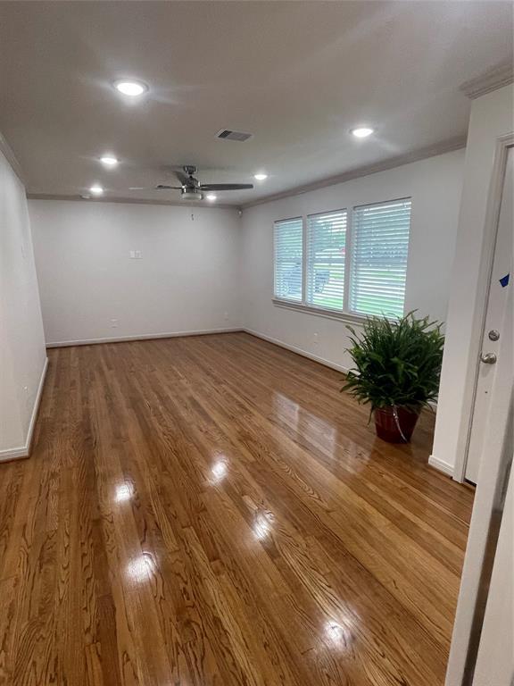 Foto del edificio - 5127 Keystone St