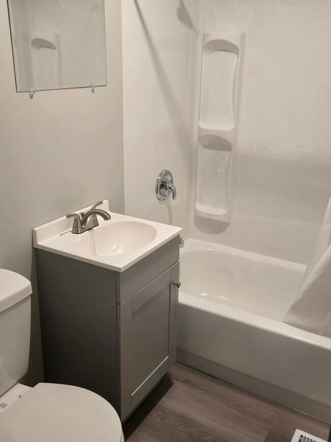 Foto del edificio - Two bedroom single family home for Rent!