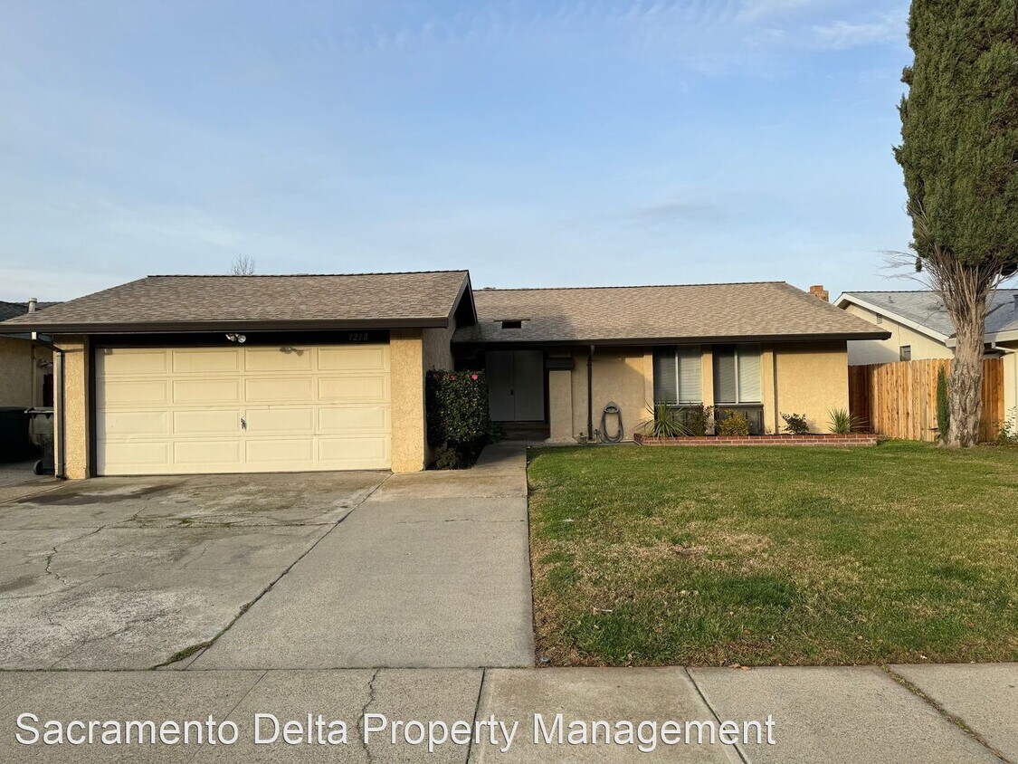Primary Photo - 4 br, 2 bath House - 1218 Glenbrook Avenue