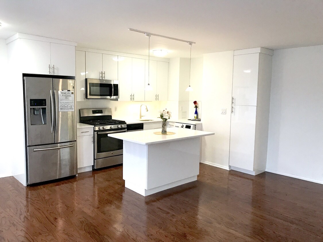 500 Central Ave, Union City, NJ 07087 Condo for Rent in Union City