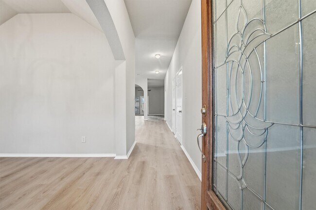 Foto del edificio - 20931 Hamlet Ridge Ln