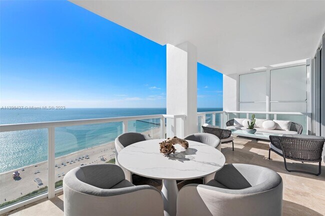 Foto del edificio - 50 South Pointe Dr