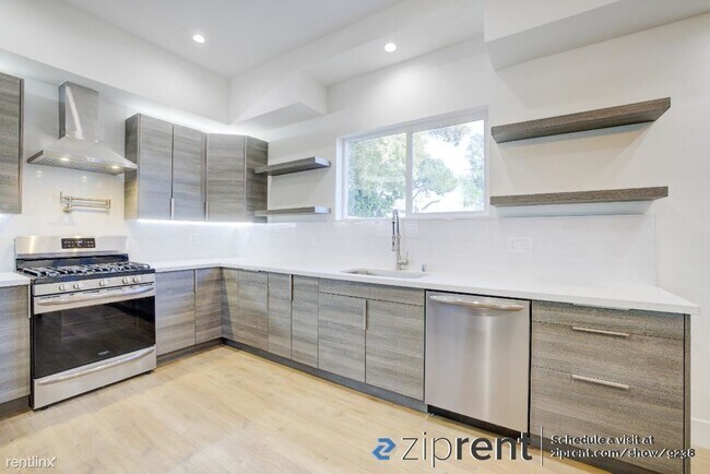 Building Photo - 4 br, 4 bath House - 5641 Riverton Avenue,...